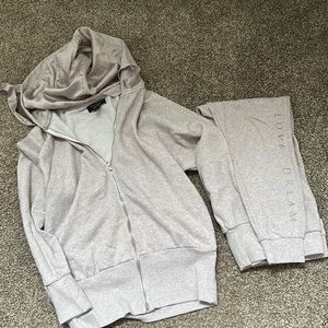 Victoria’s Secret lounge set